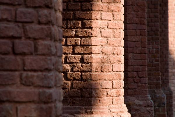 Brick Pillars Installation in Manhattan