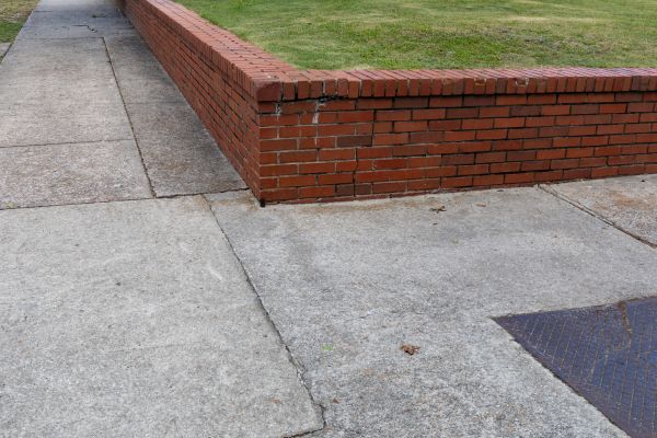 Brick Retaining Wall Repair in Manhattan